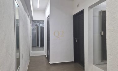 Townhouse en Venta, Ideal para Hotel u Hostal en Playa del Carmen.