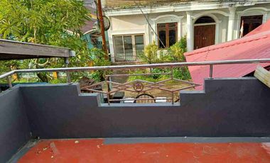 dijual/disewa rumah bernuansa modern non furnished dekat swalayan dan rumah sakit di jl.sungai raya dalam