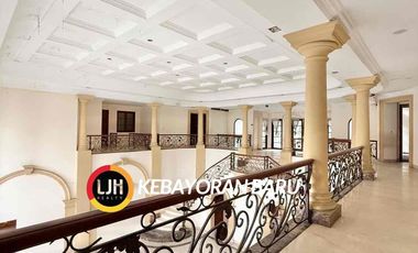 Exclusive offer! Rumah Mewah Lokasi Sangat Premium Patra Kuningan Area