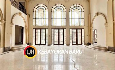 Exclusive offer! Rumah Mewah Lokasi Sangat Premium Patra Kuningan Area