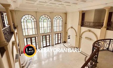 Exclusive offer! Rumah Mewah Lokasi Sangat Premium Patra Kuningan Area