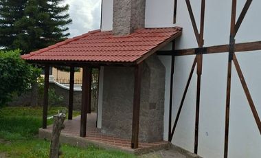 Venta de Casa de 4 dormitorios, Sector Mitad del Mundo, Quito, Ecuador