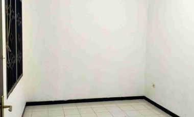 Disewakan rumah siap huni 1 lt 2kt +1 si Sutorejo Prima sby