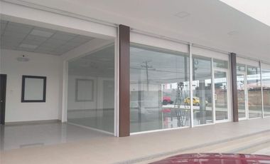 Venta de Plaza Comercial en Manta