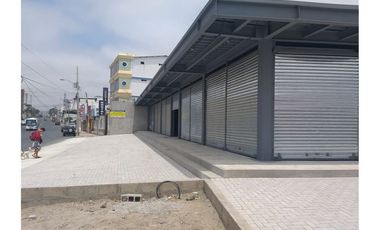 Venta de Plaza Comercial en Manta