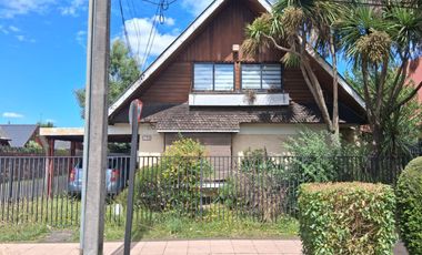 Venta Casa Av. Javierra Carrera.