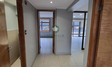 Céntrica oficina en venta calle San Carlos