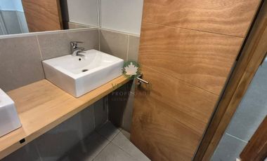 Céntrica oficina en venta calle San Carlos