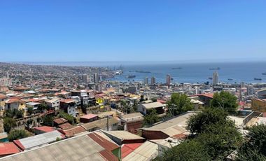 Oportunidad vendemos terreno con 2 casas vista bahia Valparaíso