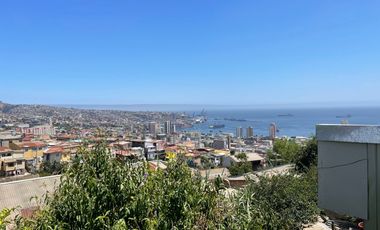 Oportunidad vendemos terreno con 2 casas vista bahia Valparaíso