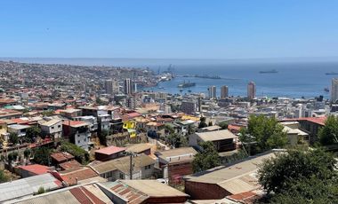 Oportunidad vendemos terreno con 2 casas vista bahia Valparaíso