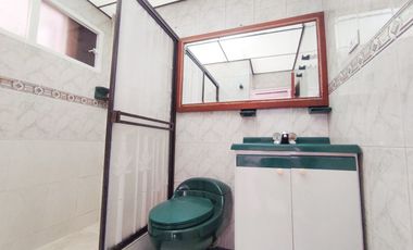 ARRIENDO APARTAMENTO SEGUNDO PISO EN CIUDAD MONTES PUENTE ARANDA