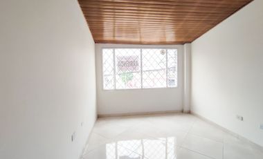 ARRIENDO APARTAMENTO SEGUNDO PISO EN CIUDAD MONTES PUENTE ARANDA