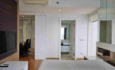 3 Bedrooms Apartment In Kemang Area – Kemang Village Residence