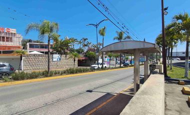 SE VENDE hermosa y amplia casa en avenida 1
