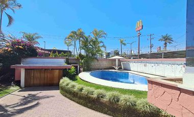 SE VENDE hermosa y amplia casa en avenida 1