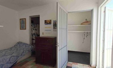 SE VENDE hermosa y amplia casa en avenida 1