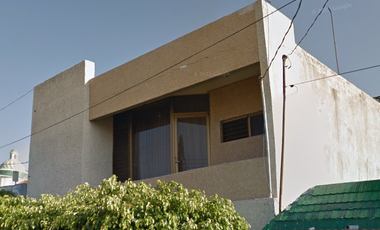 CASA EN VENTA EN ZONA DE ORO, CELAYA, GUANAJUATO
