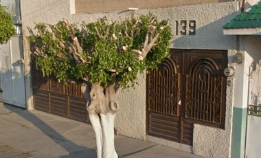 CASA EN VENTA EN ZONA DE ORO, CELAYA, GUANAJUATO