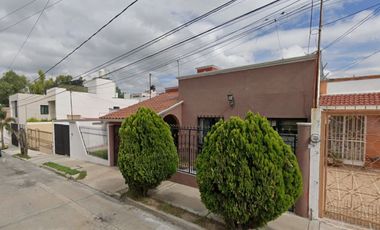 CASA EN VENTA, ESCRITURADA, COLINAS DEL RIO, AGUASCALIENTES, MÉXICO.
