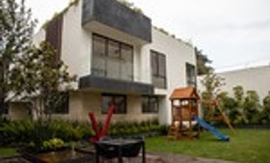 ESTRENA ESPECTACULAR RESIDENCIA