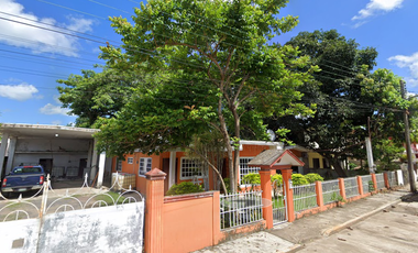 CASA CON EXCELENTE DISTRIBUCION EN REMATE PARA VIVIR O RENTAR FLUJO CAPITAL PARA TUS GANANCIAS AGENDA!
