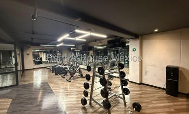 RENTA PH con Roof Garden privado en Polanco