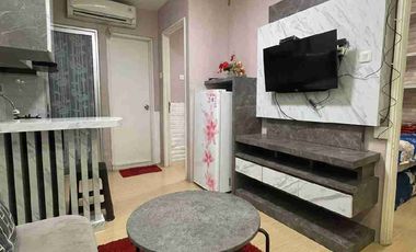 sewa apart Green palace TAHUNAN hook/sudut kalcit jaksel