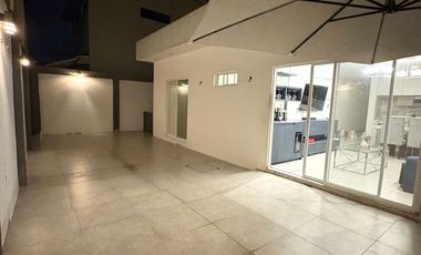 CASA DE ALQUILER EN PUERTO AZUL