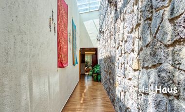 CASA EN RENTA EN HÉROES 1910, TLALPAN, RODEADA DE BOSQUE