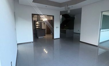 CASA EN RENTA EN CAMPO DE GOLF ALTOZANO