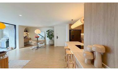 Apartamento en Poblado en el Tesoro
