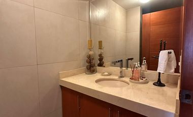 EXCLUSIVO FLAT EN VENTA EN CHACARILLA – 1ER PISO CON TERRAZAS Y 3 ESTACIONAMIENTOS