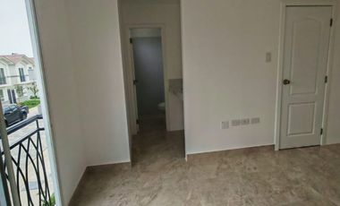 CASA EN ALQUILER EN CASA LAGUNA