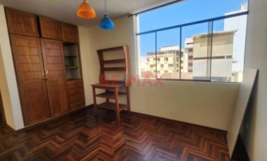 Departamento En Alquiler Para Empresa – Urb. California S/2500.00