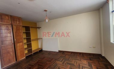 Departamento En Alquiler Para Empresa – Urb. California S/2500.00