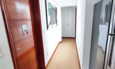 EN VENTA TRIPLEX 208M2 - 04 DORMITORIOS + JACUZZI + TERRAZA + 2 COCHERAS - SURCO