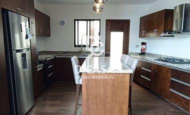 SE VENDE CASA EN PUNTA ARENA