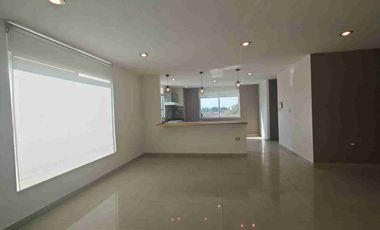 Renta Departamento en  Vía Atlixcayotl, Excelente Opción amplia con Ubicación Privilegiada