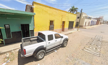 CASA EN VENTA DE REMATE BANCARIO ,CALLE MELCHOR OCAMPO 158,SANTIAGO IXCUINTLA NAYARIT CENTRO
