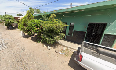 CASA EN VENTA DE REMATE BANCARIO ,CALLE MELCHOR OCAMPO 158,SANTIAGO IXCUINTLA NAYARIT CENTRO
