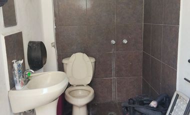 Propiedad productiva en Lindavista Sur con local comercial