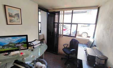 Propiedad productiva en Lindavista Sur con local comercial