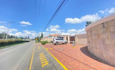 Vende Espectacular Casa en Cajicá,  GUARIGUA - Club Residencial