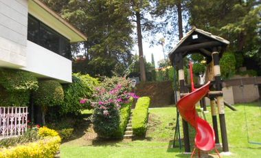 VENDO CASA EN PARQUES DE LA HERRADURA EN CONDOMINIO