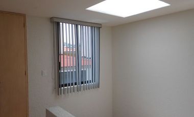 VENDO CASA EN PARQUES DE LA HERRADURA EN CONDOMINIO