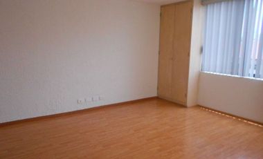 VENDO CASA EN PARQUES DE LA HERRADURA EN CONDOMINIO