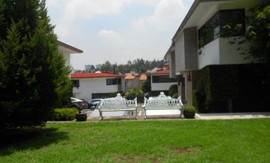 VENDO CASA EN PARQUES DE LA HERRADURA EN CONDOMINIO