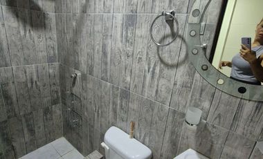 Suite Amoblada en Alquiler Alamos Norte, Planta Baja, Parqueo, Norte Guayaquil