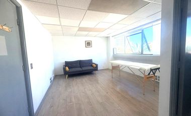 ARRIENDO OFICINA PLENO CENTRO SECTOR PONIENTE VIÑA DEL MAR